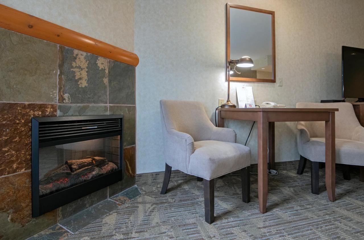 Best Western Plus Valemount Inn & Suites Екстериор снимка