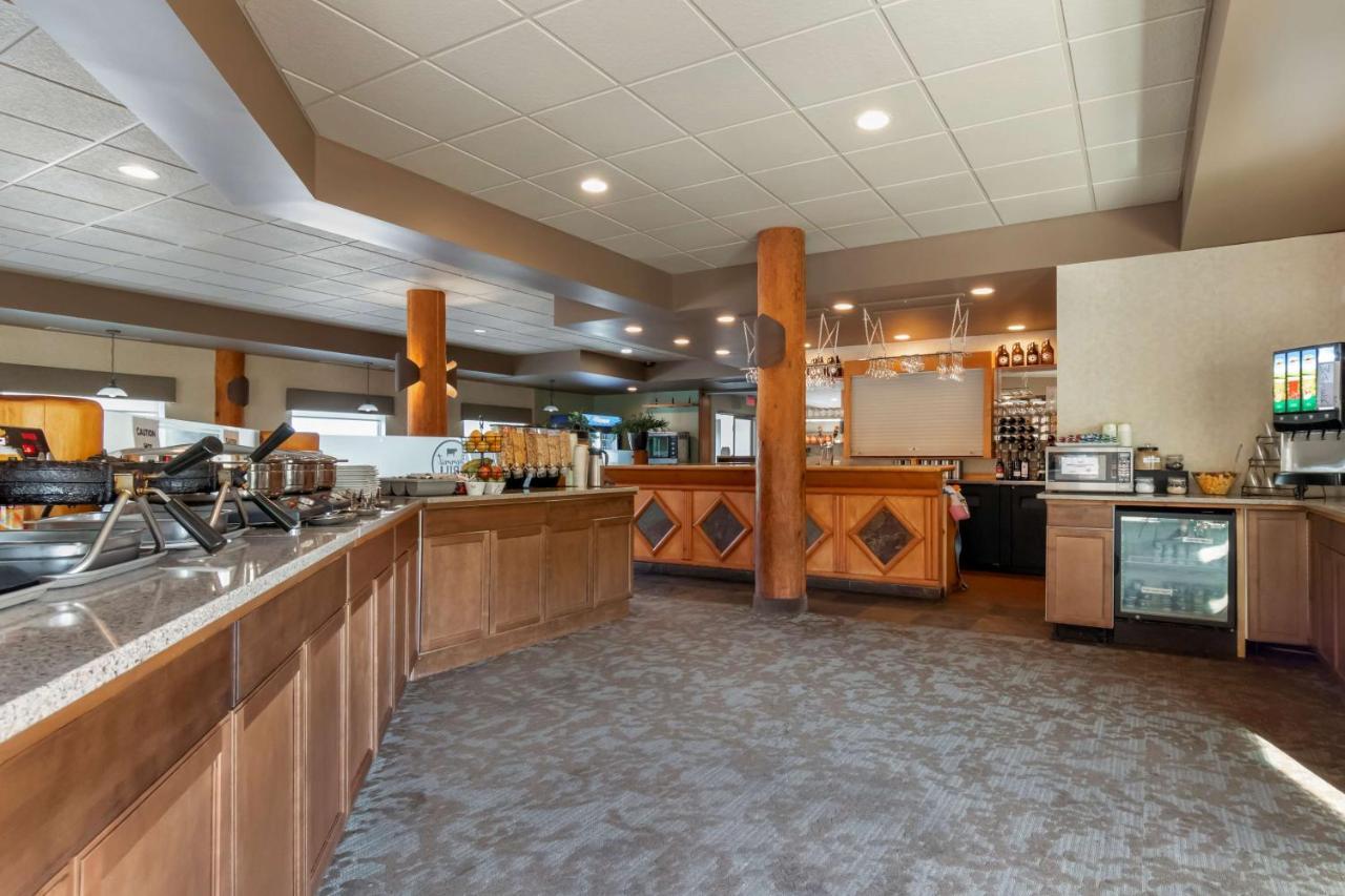 Best Western Plus Valemount Inn & Suites Екстериор снимка