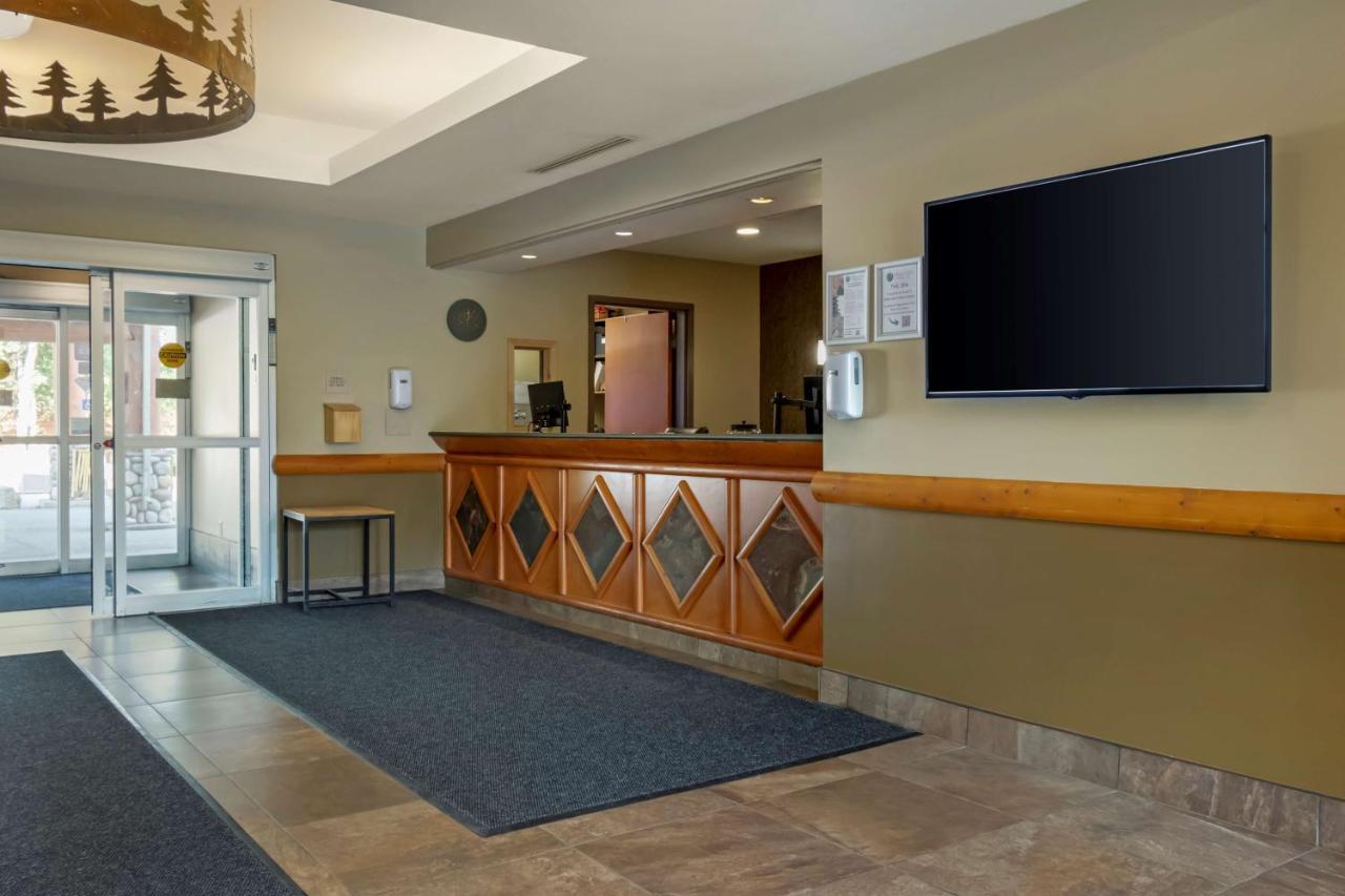 Best Western Plus Valemount Inn & Suites Екстериор снимка