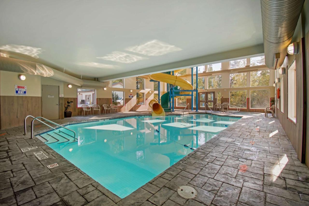 Best Western Plus Valemount Inn & Suites Екстериор снимка
